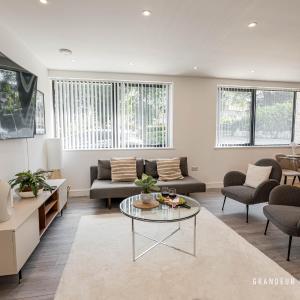 Carbery Lux by Grandeur Property