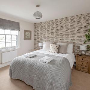 1 Victoria Place