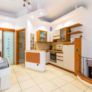 Tolentino Studio Flat by Napoliapartments
