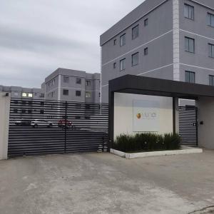 Ap 2 quartos amplos, com Ar condicionado central, Internet, Netflix e Garagem privativa