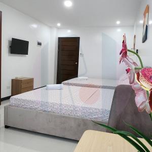 RiCres Hometel Double Bed R124