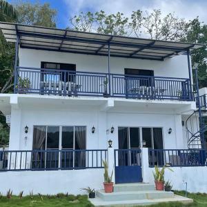 Lopez Beach Resort