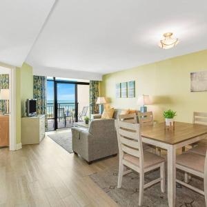 Breathtaking Oceanfront Suite Grand Cayman 451