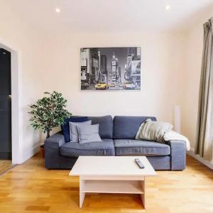 Bright and Quiet 2-bed 2-bath with Great Patio