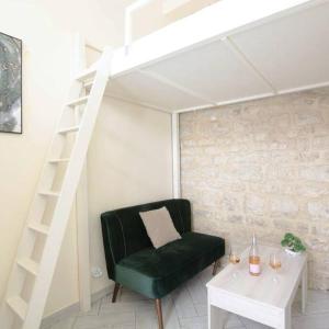 Unique Studio in Marais