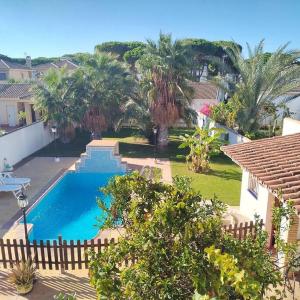 Relajante Chalet con Piscina y Barbacoa a 2 km de la Playa by Chiclana Dreams