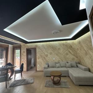 Villa Montaigne Apartman 9 Hit