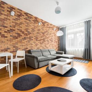 Chmielna City Centre Apartment by BookingHost