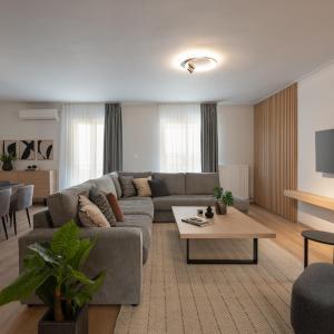 Seven Hills, Boutique Apartments