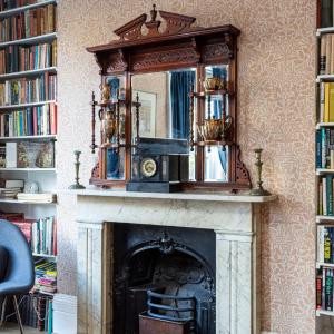 Ultra Central London, Modern Flat in Leafy Street