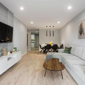 Zlota Jesien apartment by NEARTO PL