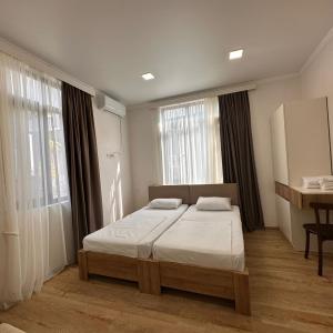 Middle city Guesthouse