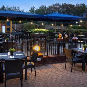Delta Hotels by Marriott Heathrow Windsor