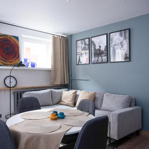 Rynek Wrocław Comfort Apartment by BookingHost