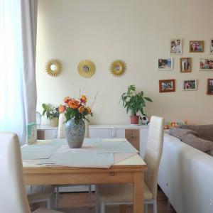 Lovely 3-room condo in Berlin, lakes & city center