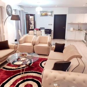 Immaculate Beauty Gem-5 Star Location- Pools - Gym