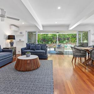 2 "Ocean Whisper" 16 Solway Drive - Dog Friendly Tropical Oasis