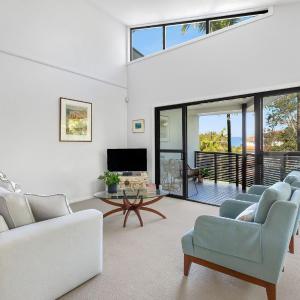 2 Horizon Terraces - Spacious Duplex Close to Village and Beach