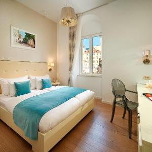Marmont City Rooms