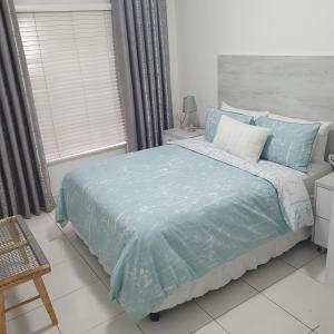 Durban Overport Halaal Accommodation 2V "No Alcohol Strictly Halaal No Parties" Entire Luxury Apartment, 2 Bedroom, 4 Sleeper, Self Catering, 300m from Musjid Al Hilaal
