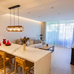 GINVA - Costa Ballena & Eleven Views