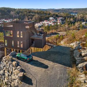 sea, lake and hill view - TheHumanBirdHouseRetreat