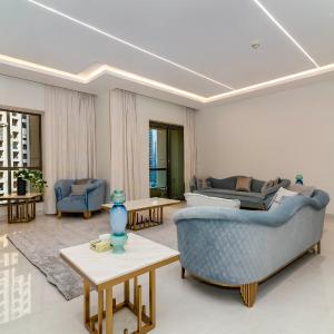 USMANS 4BDRM JBR Sadaf Next to Ritz Carlton Walk Daily Housekeeping JBR