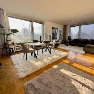 Exklusiver Rheinblick Messe Parken 5 Zimmer, 12 Personen