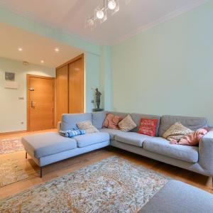 Encanto y Confort en Calle Epalza - Tu Familia en el Corazón de Bilbao