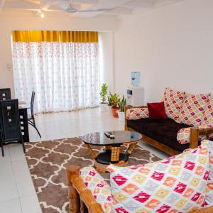Serena Road Villa