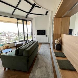 Sky Apt Unique, Spotless, 2BR, 2BA, Stunning View