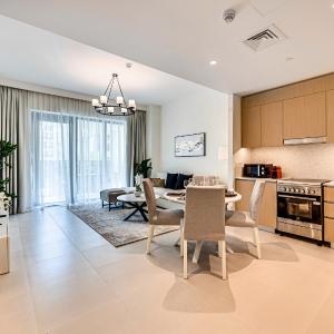 Nice apartment in Surf at Creek Beach with private lagoon access