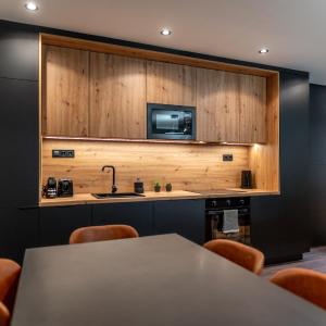 Downtown Luxury by Stlcz with 2 bathrooms