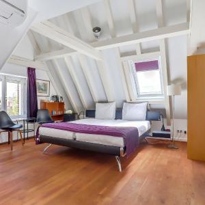 City-centre, Canal-house, luxurious , stylish bedroom, ensuite bathroom