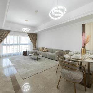 Modern 1BR in Vibrant Fairmont North Residence - 90AB6