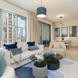 Burj Khalifa Views / 5 min walk from Dubai Mall / Dubai Opera / Upgraded / Designer Choice / 8 people / The Best Location