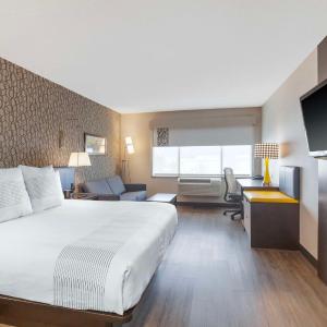 GLō Best Western Toronto Mississauga Corporate Centre