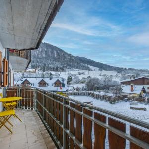Small & Charming Apt - Overlooking the Alps