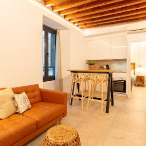 Lazcano & old town by ELE Apartments