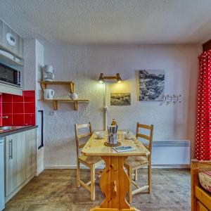 Apartment Asters 1126 Bâtiment A2 by Interhome