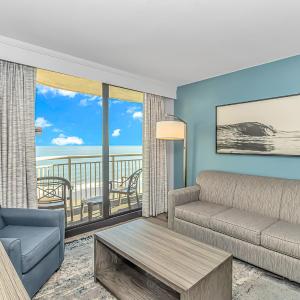 Stunning Oceanfront 2 Bedroom Suite- Sailfish Resort 1111