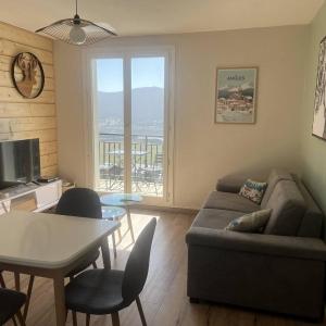 Appartement 3 pièces avec balcon, WiFi, parking, proche station, Les Angles - FR-1-593-103
