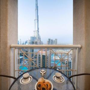 Bellavista Apartments Holiday Homes LLC - Dazzling High Floor - 2BR - 29 BOULEVARD - Burj Khalifa & Fountain View