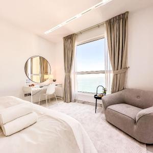 GMA Murjan 2BR Sea View High Floor