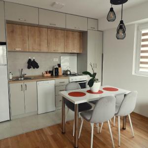 Luna Apartment by Sienna