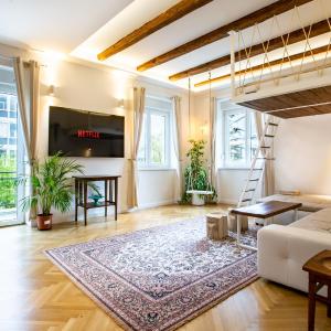 Pipa’s Place - Stylish garden prime location apt