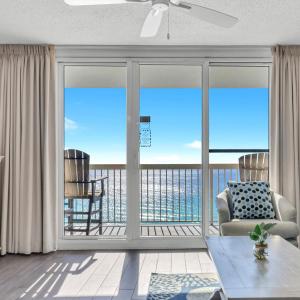 Pelican Beach Resort Unit 1109