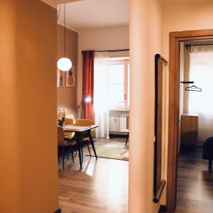 Cozy and Elegant Apartment in Rome