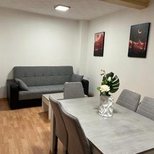 Albalh Apartamentos - Casa Dori en Albaicín Granada con Terraza y Parking Gratuito