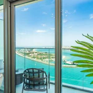 2BR Breathtaking Beach Vista- Private Beach Access